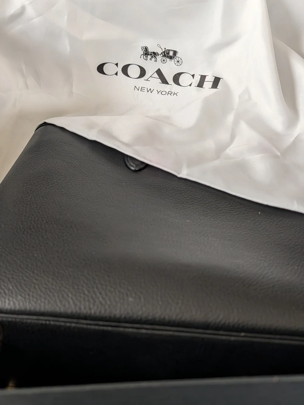 Beautiful Coach Black Pebbled Leather Tote - Classic Men’s Work Bag